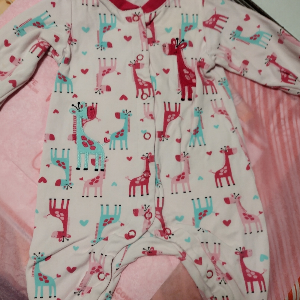 Infant girls sleeper.                 6/$15